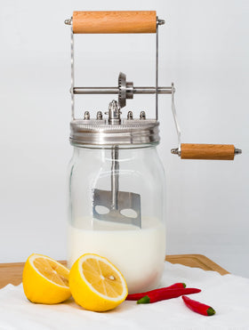 Aeaker kitchen family activity illustrating screen-free cooking and learning.