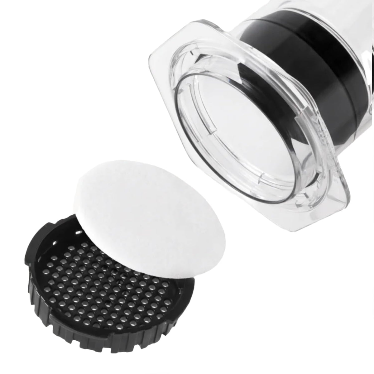 AeroPress XL filter absorbs bitter oils for brighter cups.