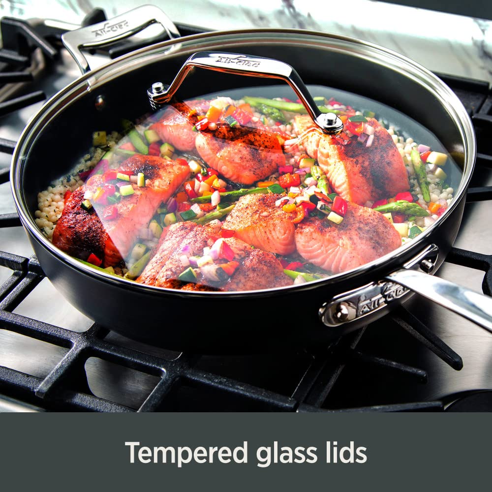 All-Clad Essentials dishwasher-safe lid for quick cleanup after cooking