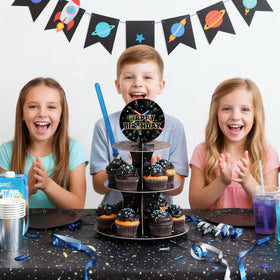Ideal centerpiece for boy or girl Star Wars birthday parties