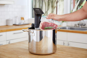 Anova Precision Cooker Pro control panel for precise time and temperature adjustments.