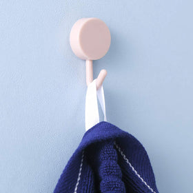 Anyi commercial-grade tea towels; luxuriously soft yet durable for daily use.