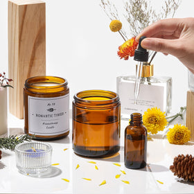 AOZITA jars in candle making setup illustrating clean, residue-free containers.