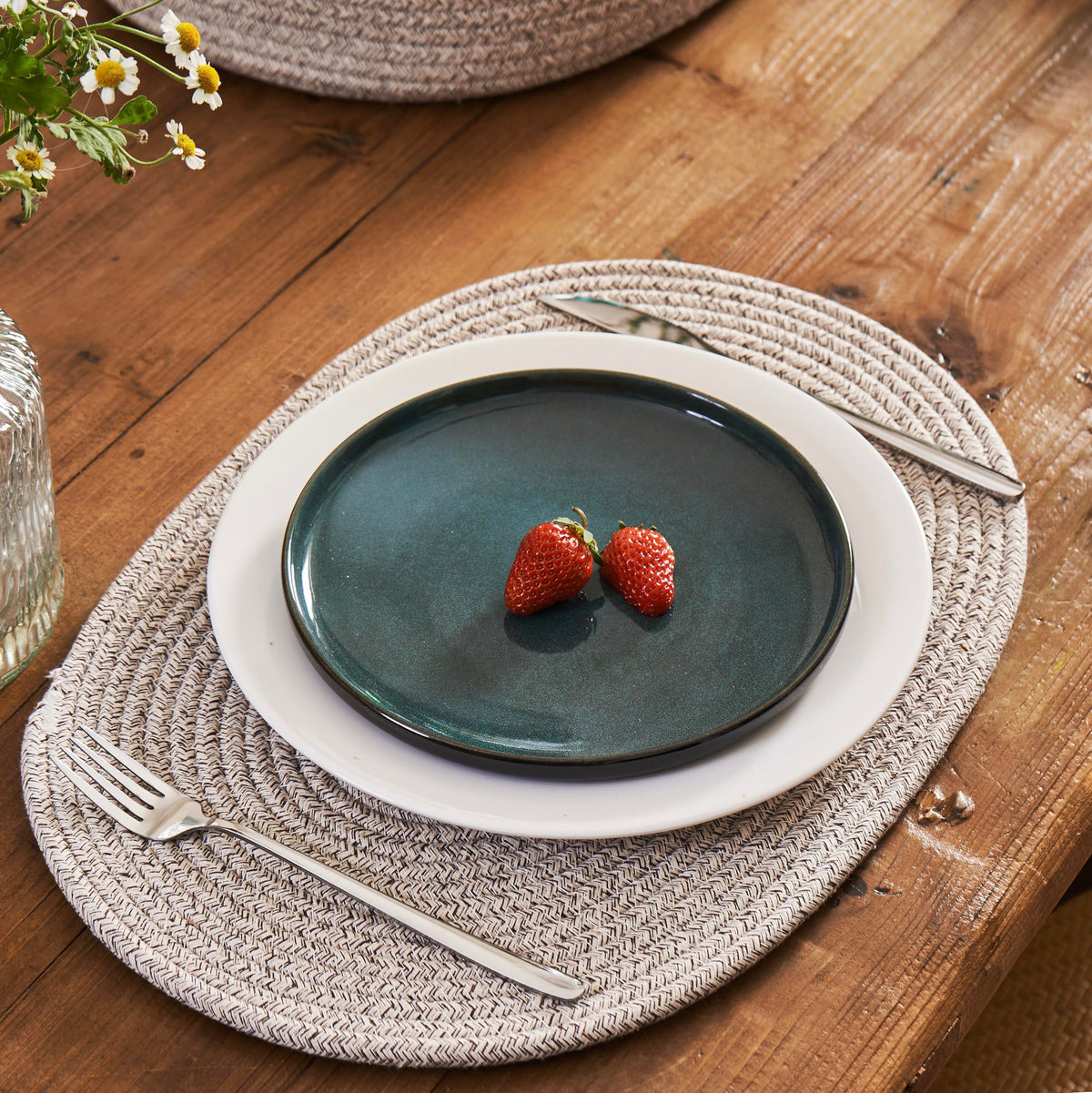 ART PineCone table protection mats guard against heat and scratches