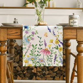 Artoid Mode, daisy-eucalyptus-lavender close-up adds seasonal charm.