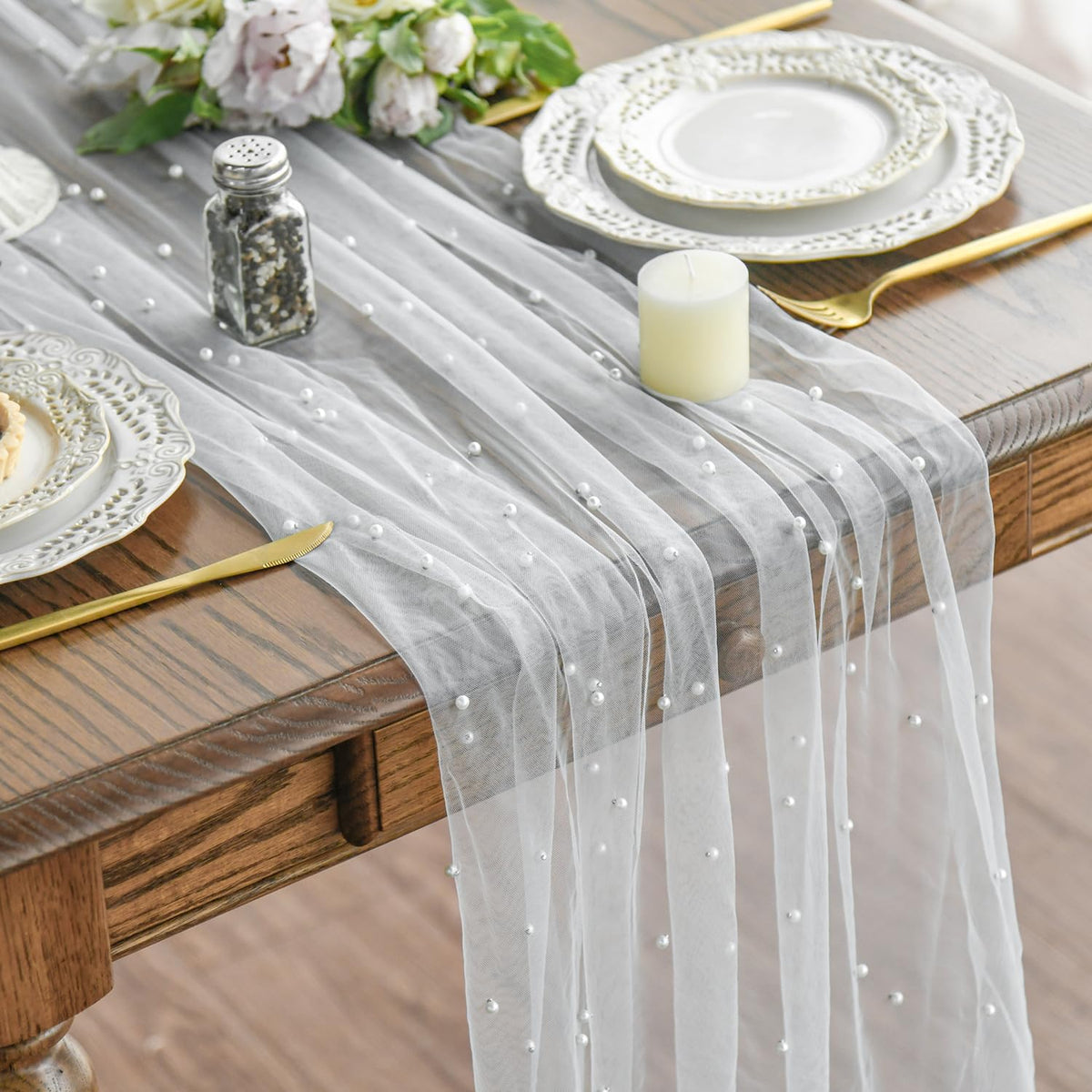 Artoid Mode Pearl Gauze Table Runner drapes elegantly, protecting surfaces while adding refined color.
