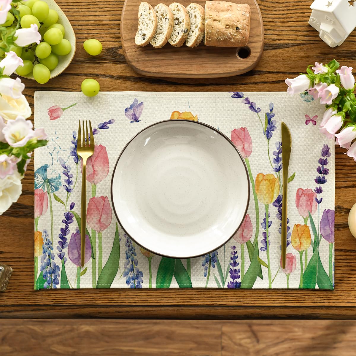 Artoid Mode washable polyester placemats keep surfaces protected during meals