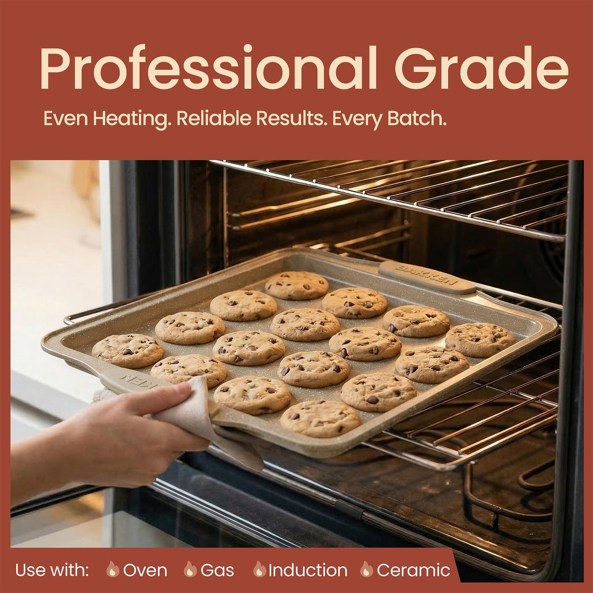 BAKKENMASTER small cookie pan for uniform cookies and easy release.