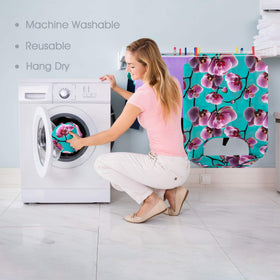 BeeGreen machine-washable grocery bag for quick cleaning after shopping.