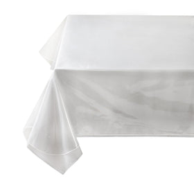 Benson Mills heavy-duty crystal-clear tablecloth close-up showing edge finish and clarity