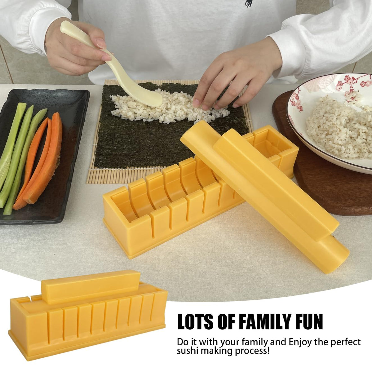 Bestbuy YUHE DIY sushi assembly shows kids and guests how to roll.