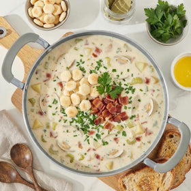 BEZIA 12qt capacity supports batch cooking for gatherings
