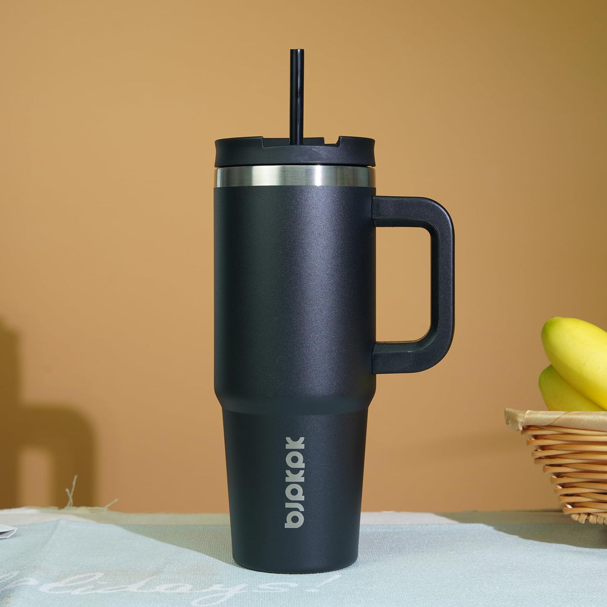BJPKPK dishwasher-safe tumbler and lids for easy cleaning after busy days.