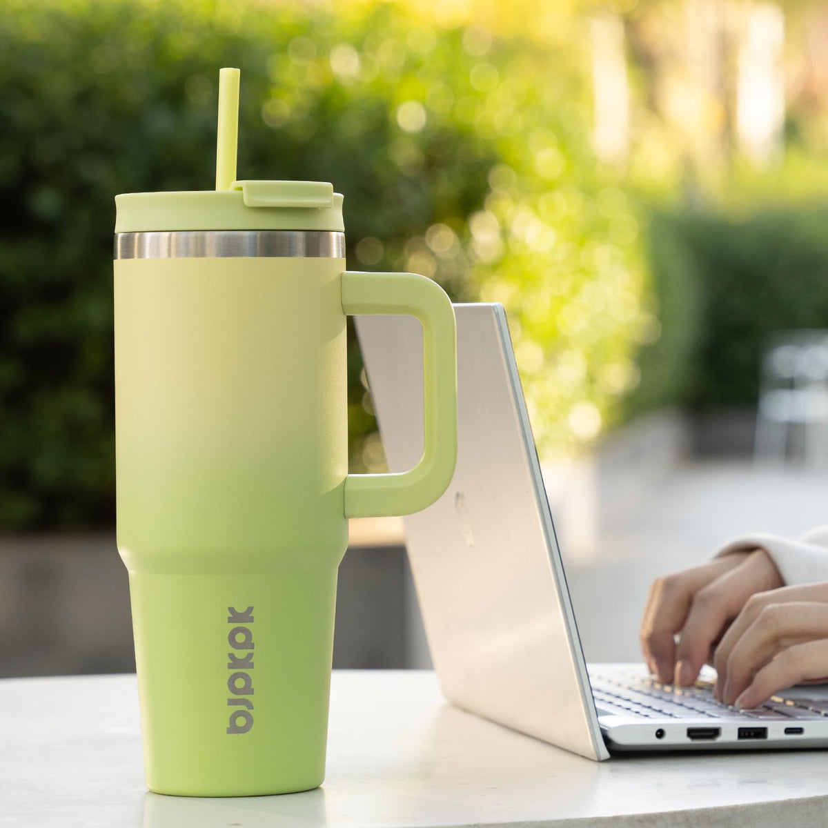 BJPKPK travel-friendly cupholder fit ideal for car commutes