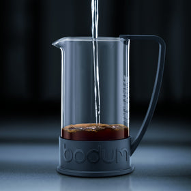 Bodum Brazil 34oz glass carafe demonstrates borosilicate clarity ideal for observing coffee color.