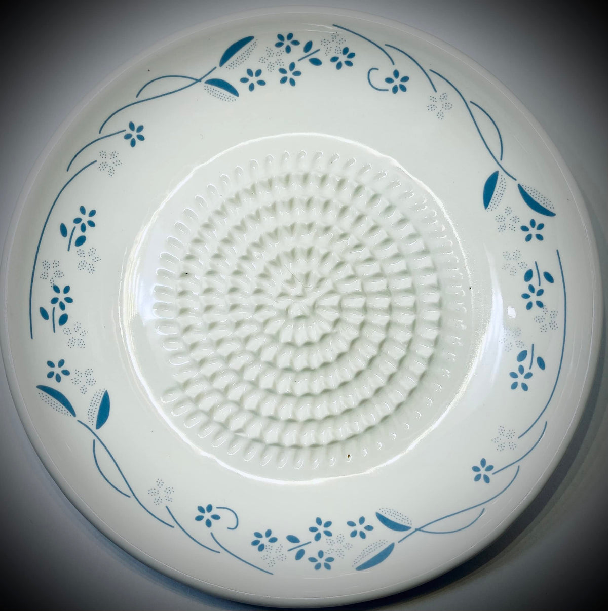 BonCera gathering brush helps remove shredded ingredients from the plate