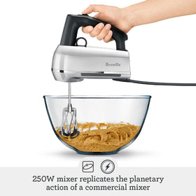 Breville BHM800BTR Beater IQ technology adjusts speeds during use