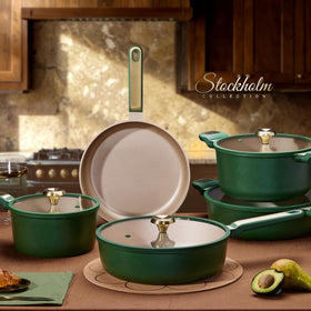 CAROTE 11-inch braise pan with lid for rich braises and tender results.