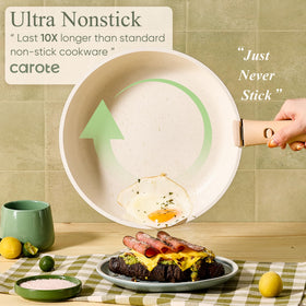 CAROTE 8-inch silicone lid for protection and moisture control