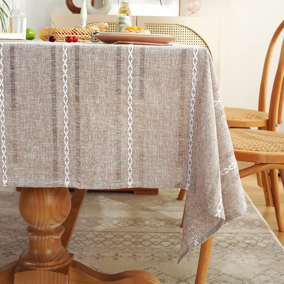 Chassic tablecloth stain-resistant finish helps keep tables looking clean during events