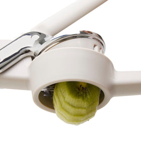 Family-friendly slicer helps kids join simple prep tasks