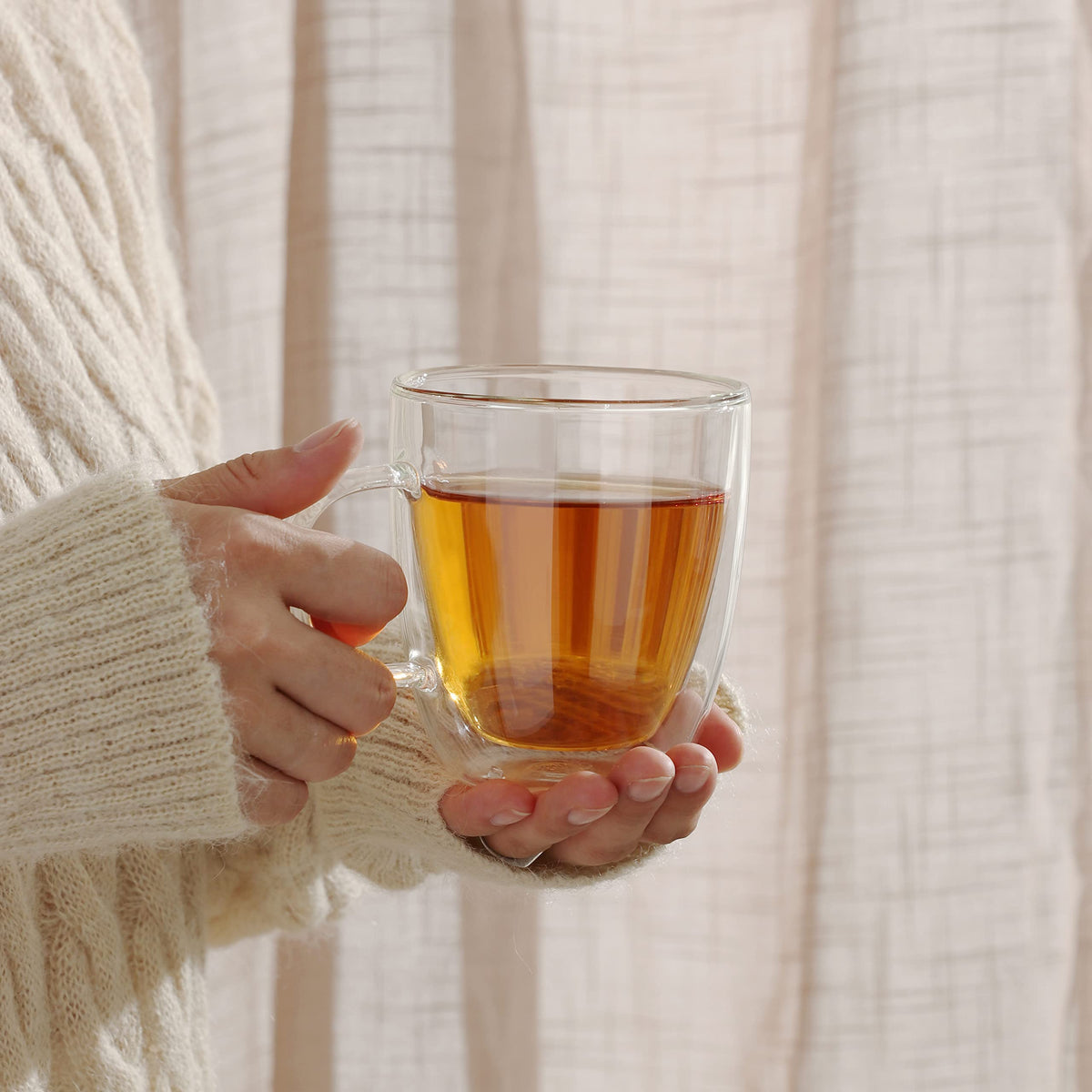 CNGLASS borosilicate glass mug for clarity, durability, and everyday use.