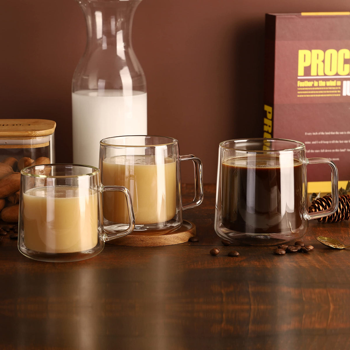 CNGLASS double-wall insulated mug, designed to prevent burns while sipping