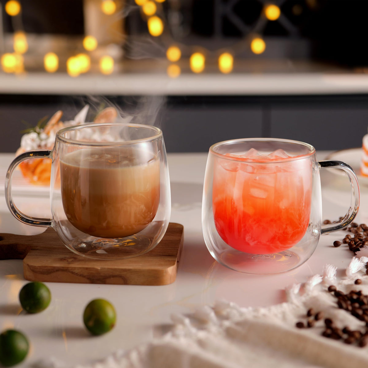 CNGLASS insulated borosilicate mug stays cool to touch on the outside.