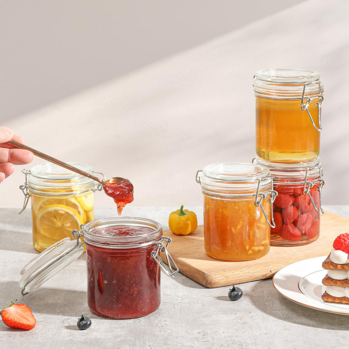 ComSaf wide mouth jar makes filling and cleaning easy.