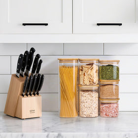 ComSaf cookie snack jar keeps treats fresh and accessible.