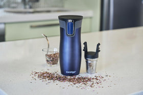 Contigo West Loop stainless steel body resists condensation.