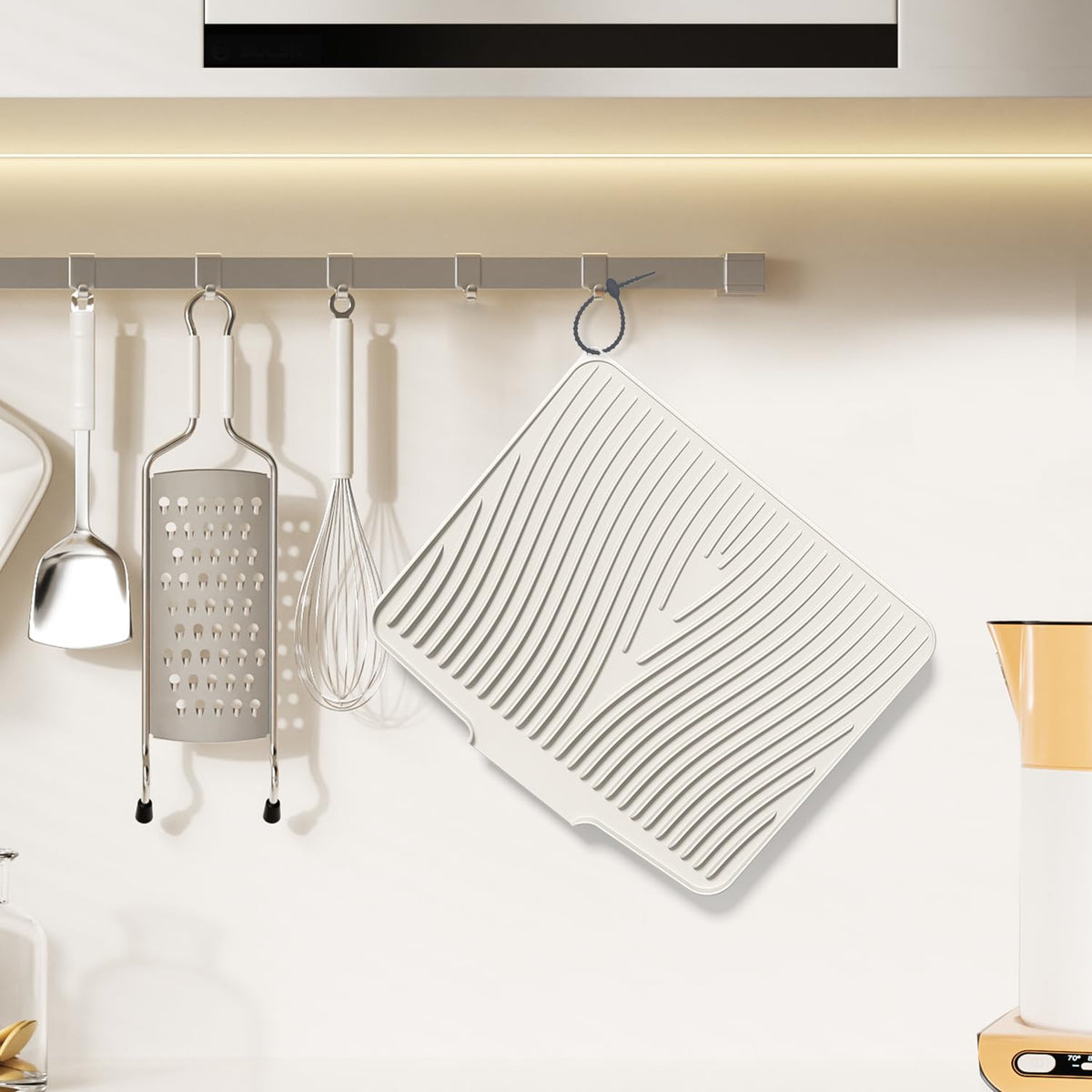COPLIB foldable drainage mat with easy storage.