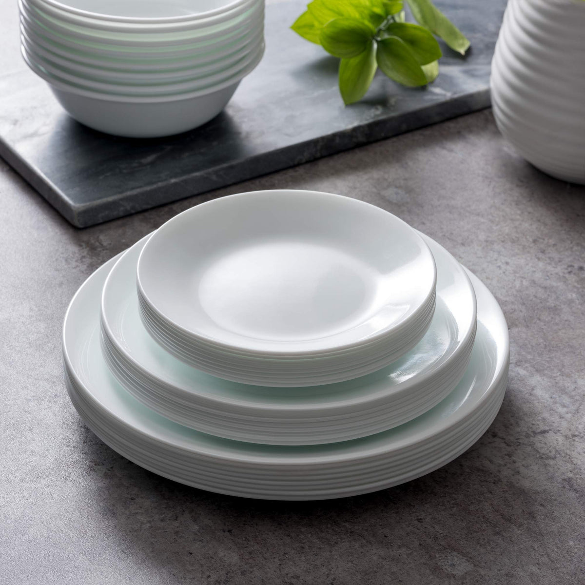 Corelle Vitrelle 6-3/4-inch plates in winter frost white for crisp daily dining.