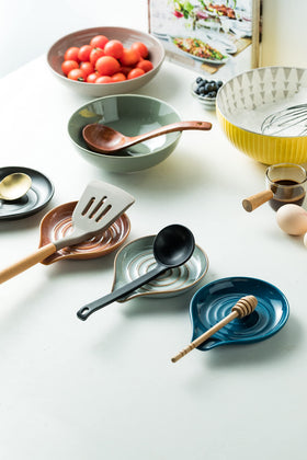 Cormomu countertop spoon rest adds subtle kitchen decor