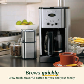 Cuisinart Brew Central dripless carafe spout reduces spills.