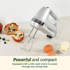 Cuisinart Power Advantage Plus SmoothStart system reducing splatter during mixing.