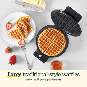 Cuisinart Waffle Maker shows five browning settings for customizable crust and interior texture.