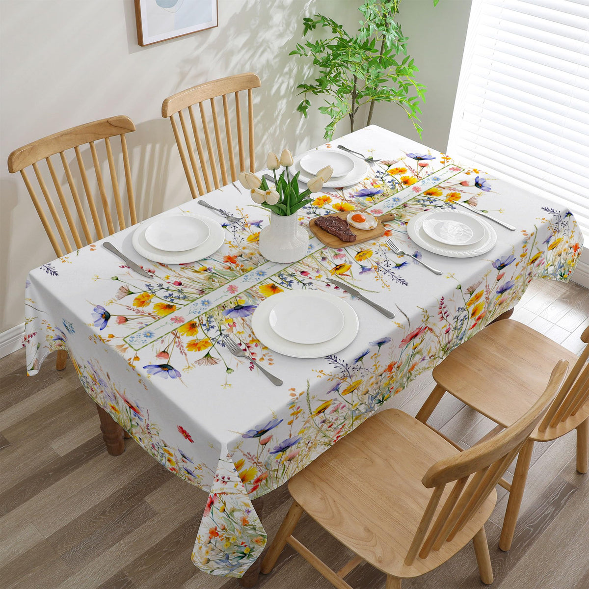 Cusugbaso tablecloth wrinkle-resistant finish keeps surfaces neat.