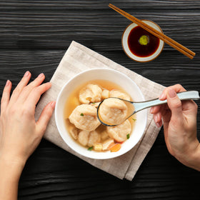 DAHO GOMSU Asian spoon ideal for miso, wonton, pho, and noodle dishes