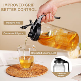 DAZHICN glass pitcher with handle for comfortable, controlled pouring.