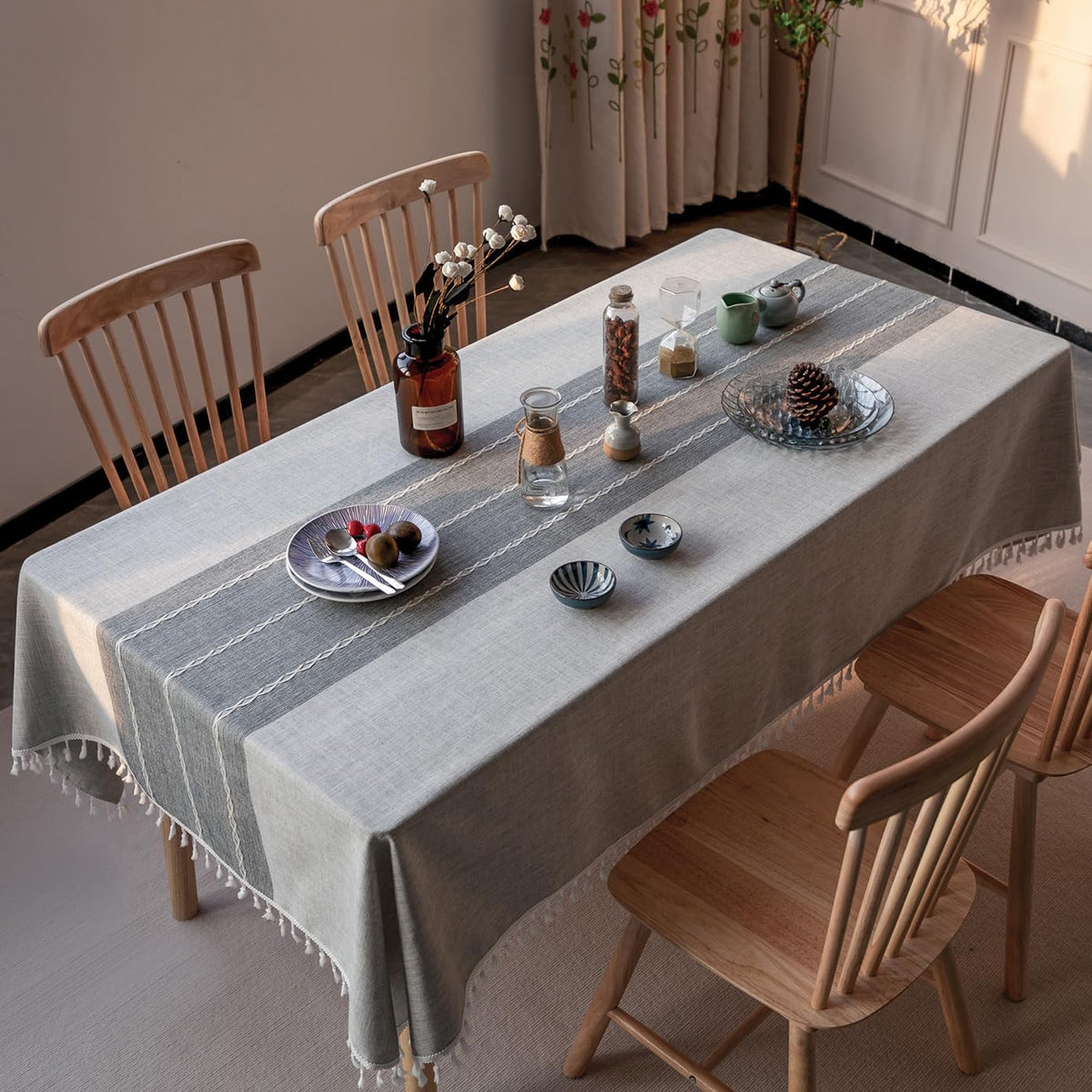 Deep Dream tablecloth waterproof weave protects the surface from spills during meals.