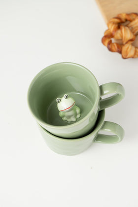 Gift-ready DIHOclub animal mug for gardeners and insect enthusiasts