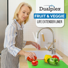 Close-up of Dualplex liner absorbing moisture to prevent spoilage