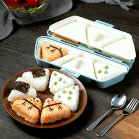 DumFurc compact portable mold ready for travel and picnics.