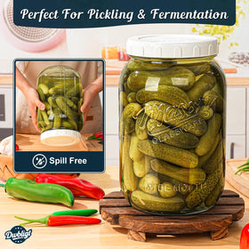 Dwbligt extra-wide mouth opening facilitates easy filling and cleaning.