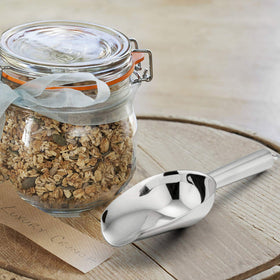 E-far dishwasher-safe scoop simplifies cleanup after baking and entertaining.