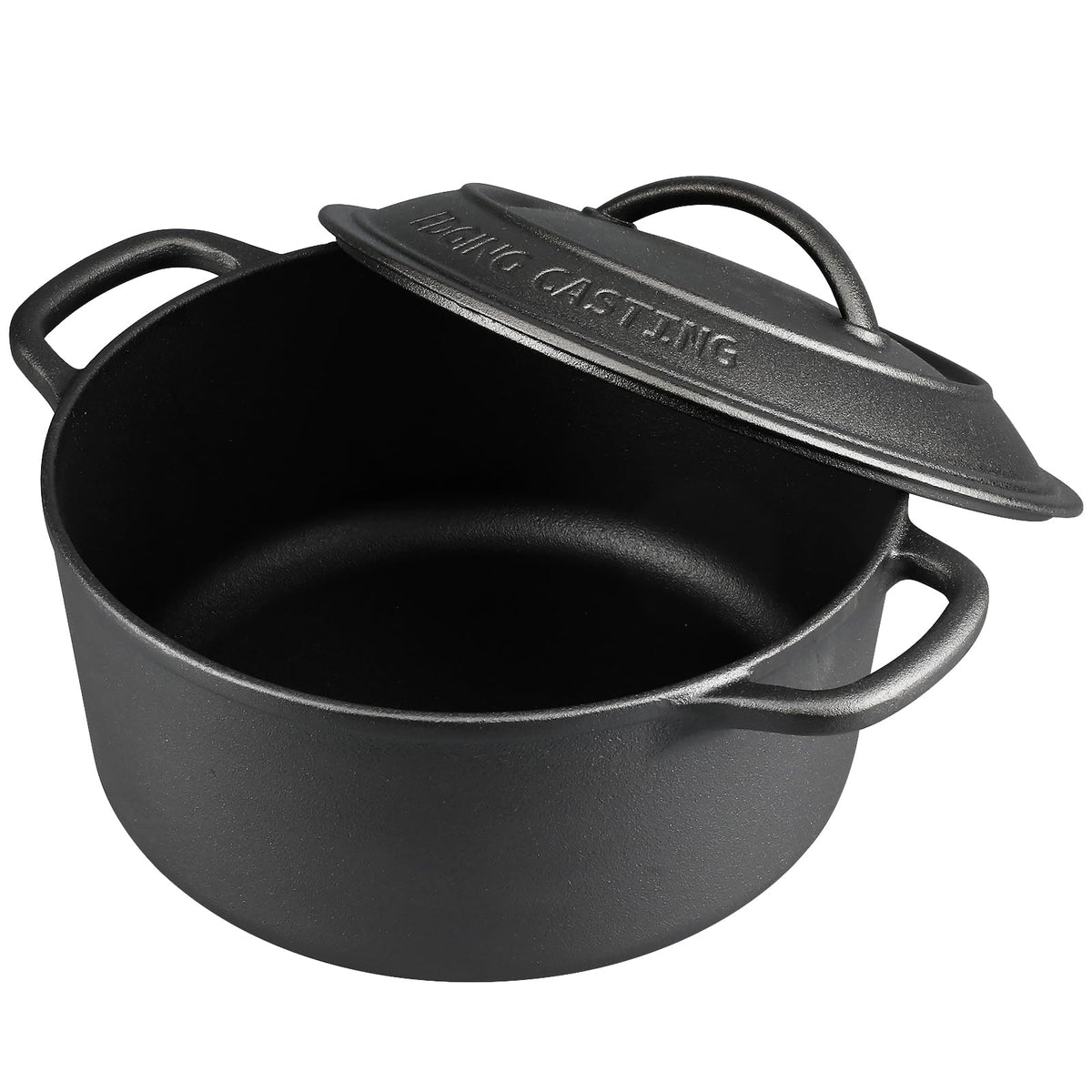 EDGING CASTING dual-handle dutch oven for easy transport from stove to table.