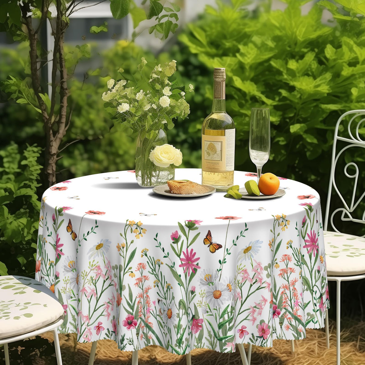 Eikione 60-inch diameter round tablecloth fits most tables for crowd-friendly dining.