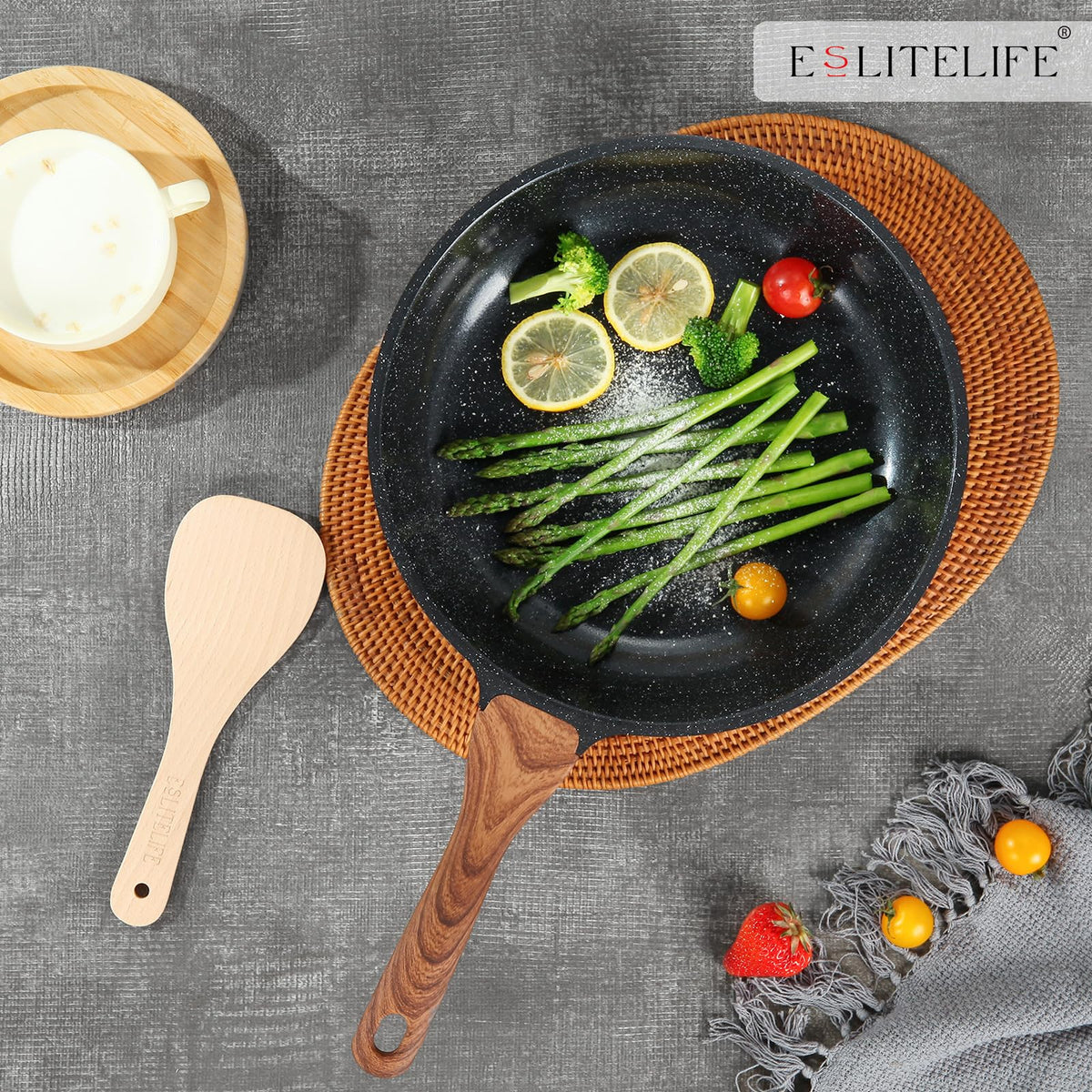 ESLITE LIFE bakelite handle stays cool to the touch during cooking.