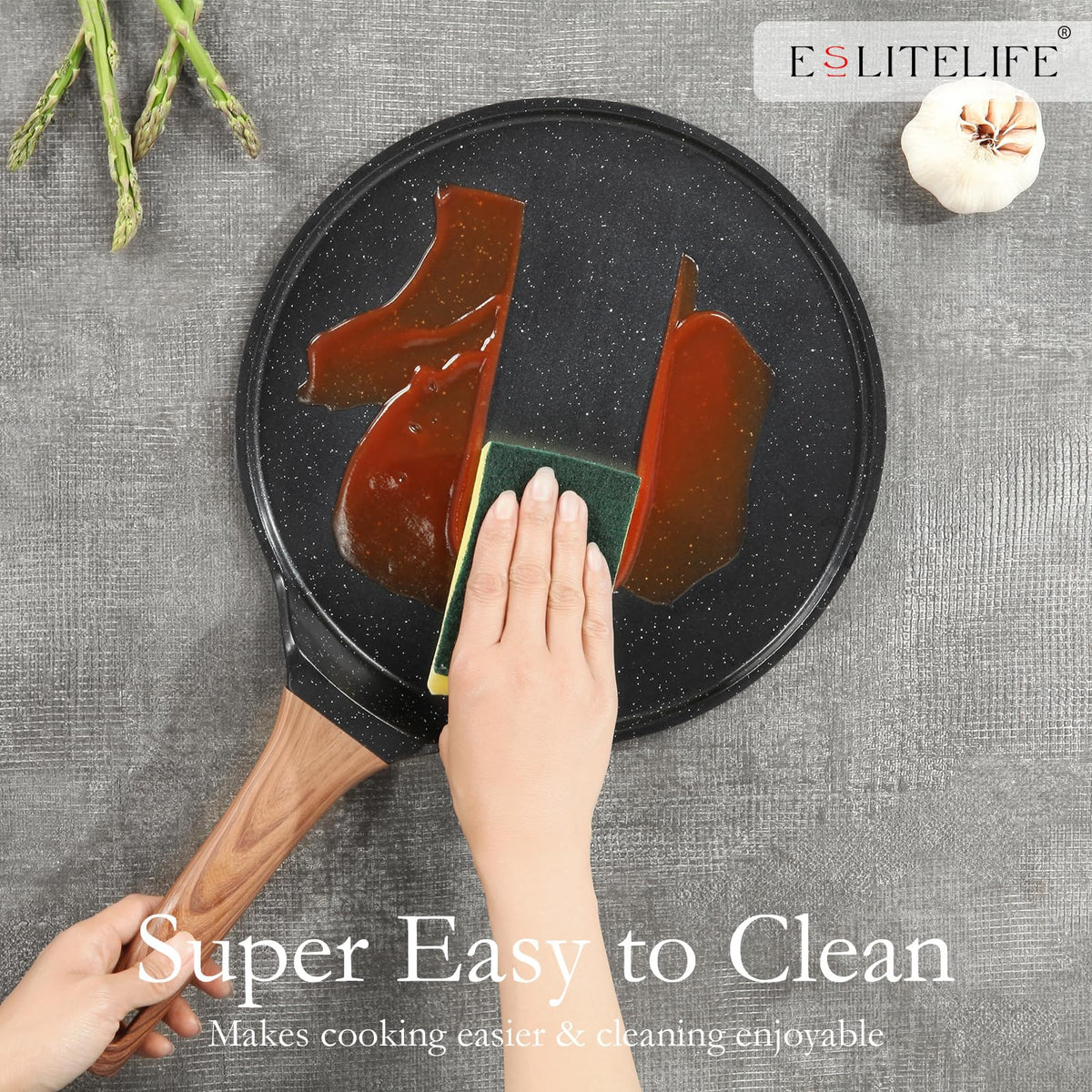 Stay-cool bakelite handle on ESLITE LIFE crepe pan for safe, comfortable grip.